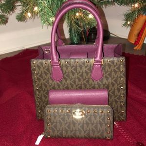 BNWT STUDDED BRIDGETTE TOTE & WALLET